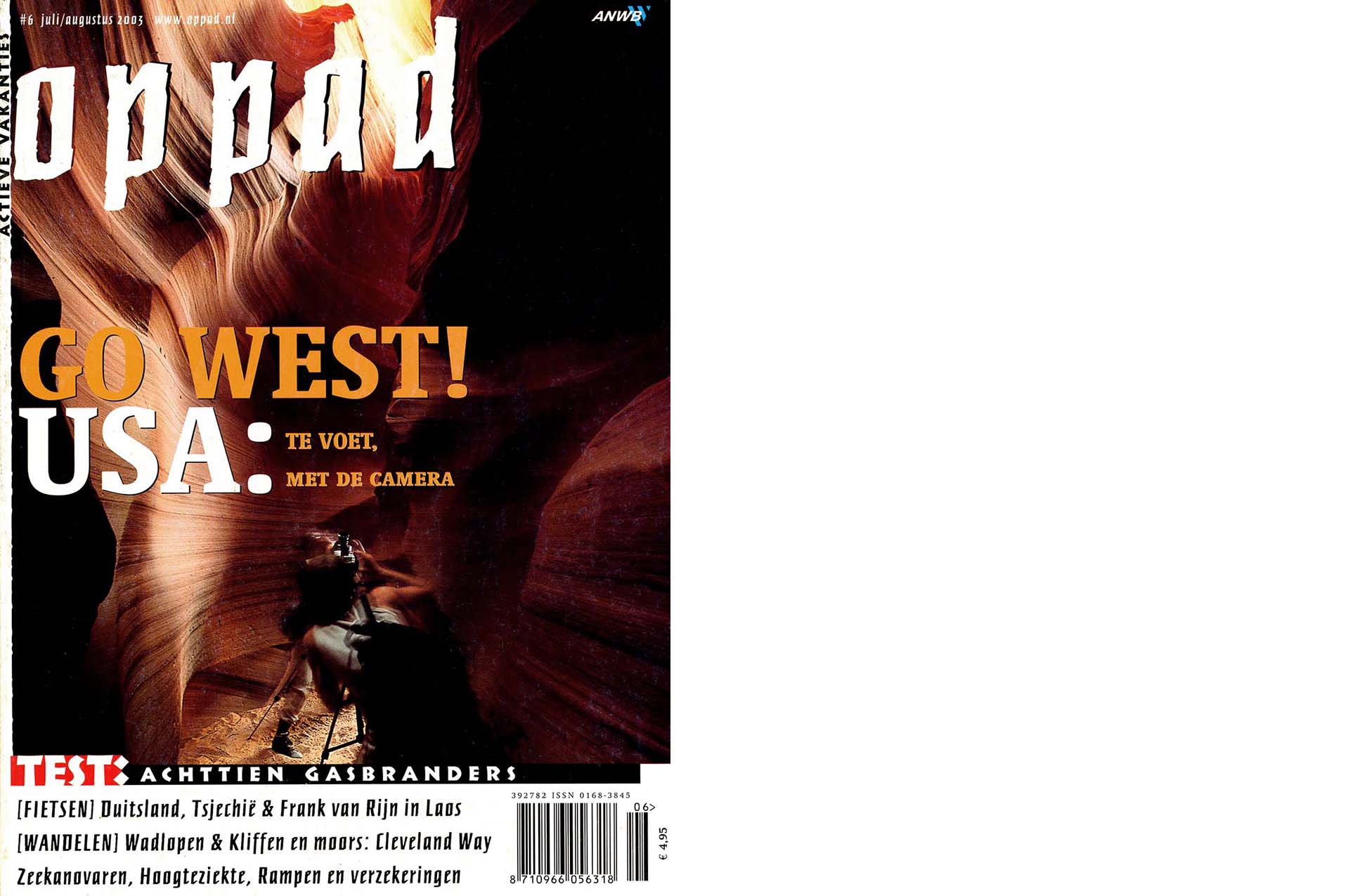 Fotografen in Antelope Canyon, foto op de cover van ANWB Op Pad magazine uit 2003.