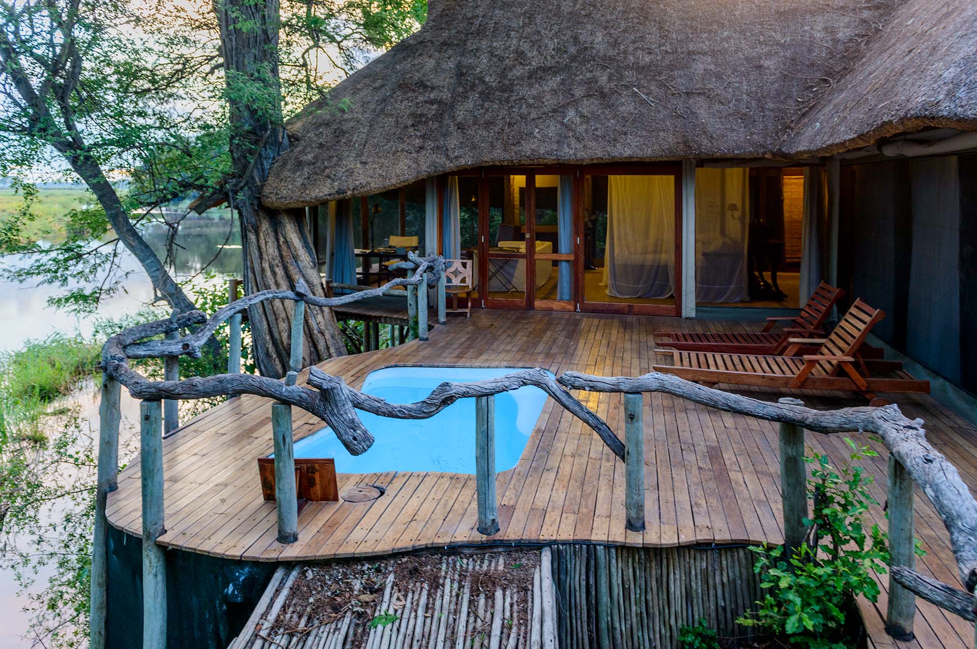 Cottage with outside bath.