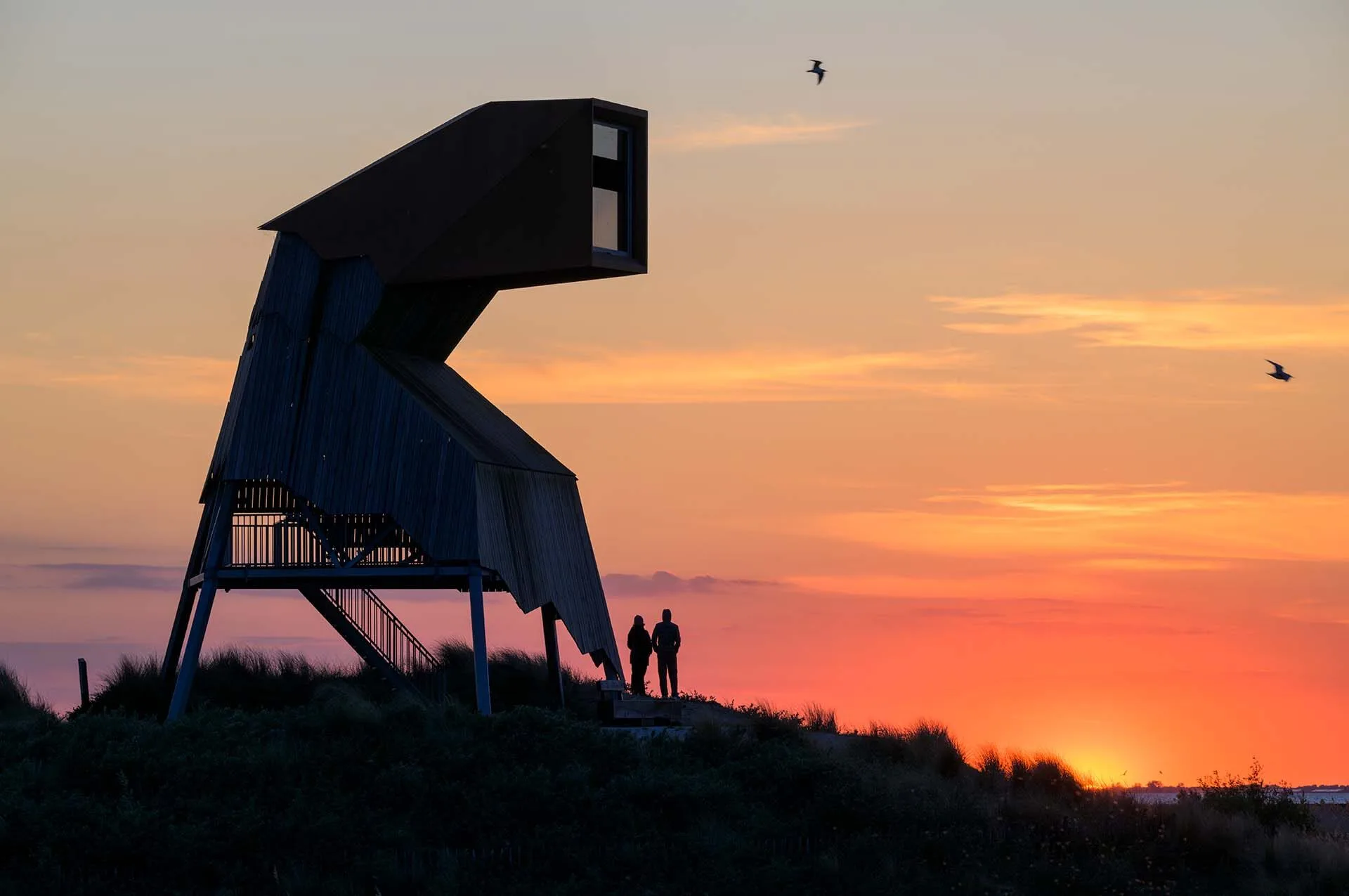 Uitkijktoren De Steltloper op de Marker Wadden.
