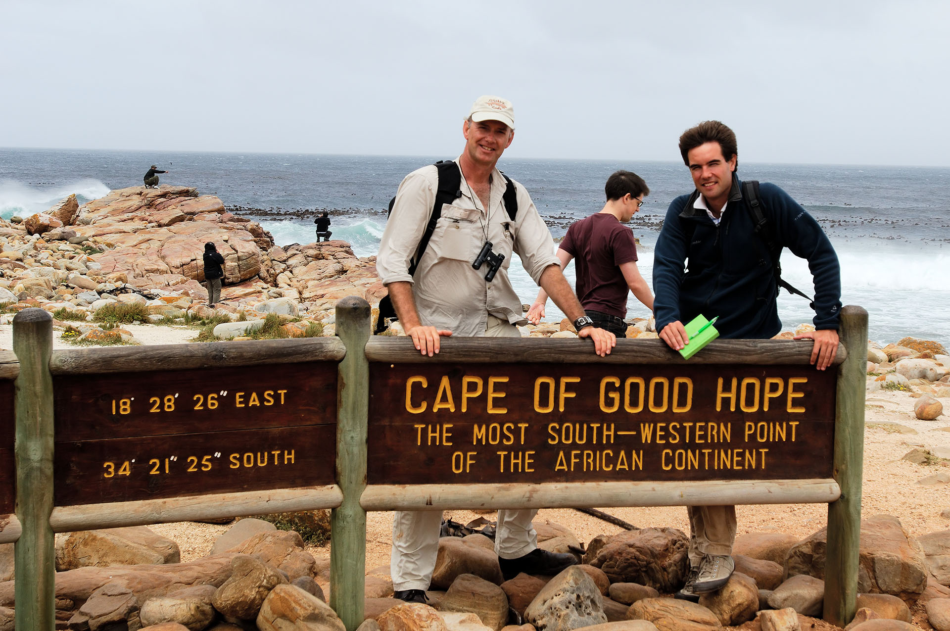 Martin van Lokven en redacteur Matthijs de Winter bij Kaap de Goede Hoop, Zuid-Afrika 2007.
