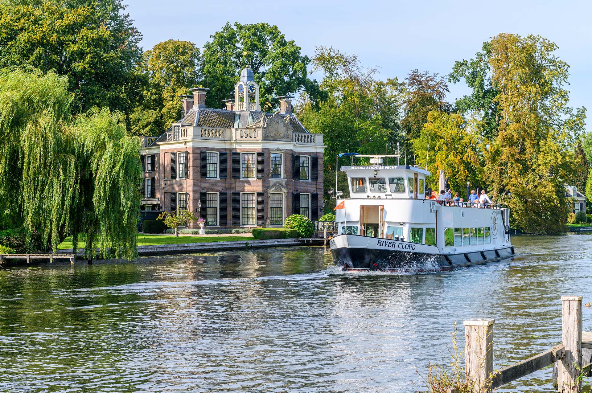 Rondvaartboot bij Rupelmonde