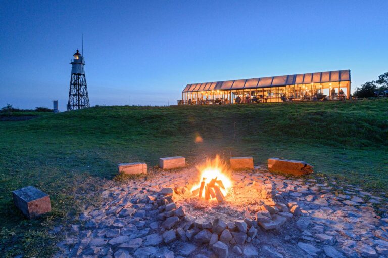 The glass house of the summer restaurant of Vuurtoreneiland.